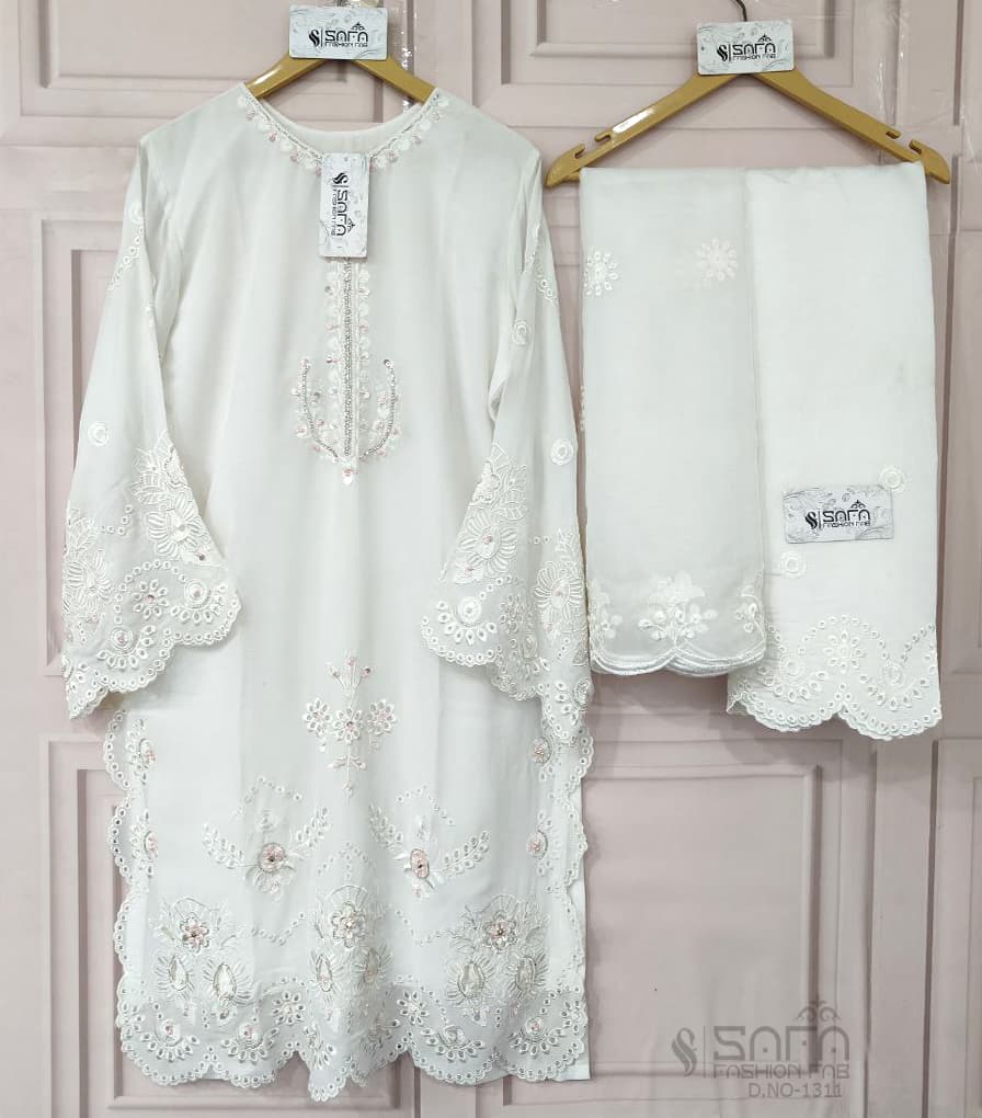 LUXURY PRET FORMAL WEAR  COLLECTION (stitch) - Image 3